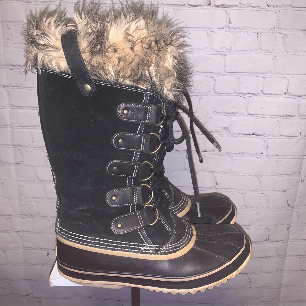 Sorel waterproof snow boots size 10
